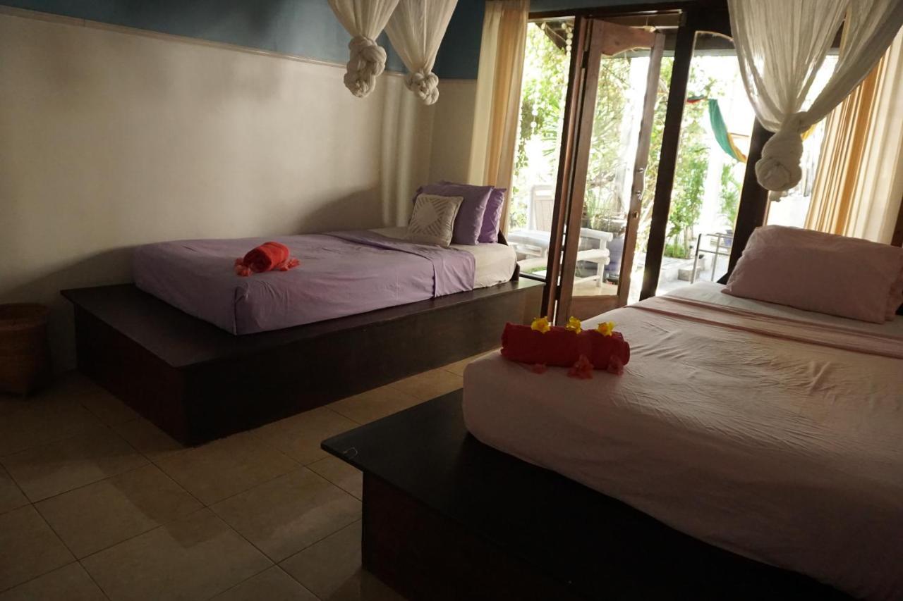 Salon De Nomad Gili T. Bed & Breakfast กีลีตราวางัน ภายนอก รูปภาพ