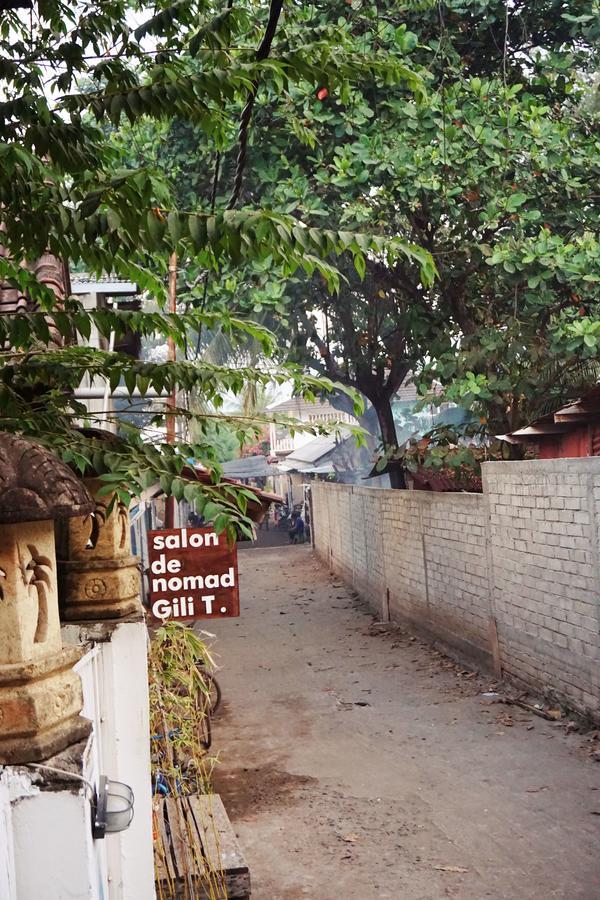 Salon De Nomad Gili T. Bed & Breakfast กีลีตราวางัน ภายนอก รูปภาพ