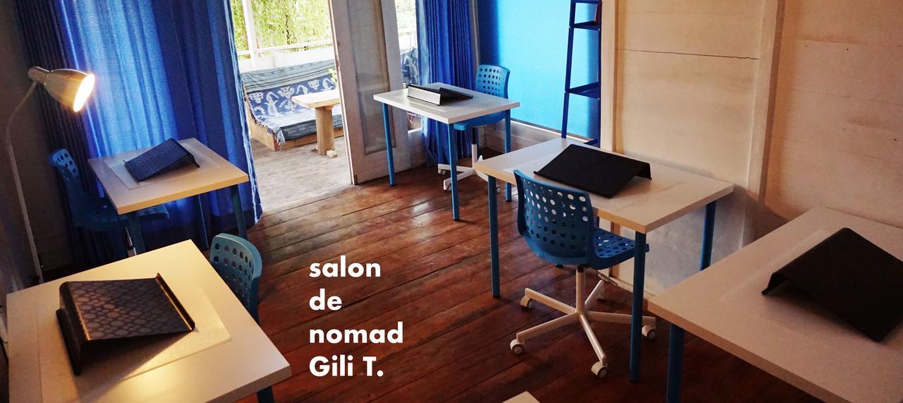 Salon De Nomad Gili T. Bed & Breakfast กีลีตราวางัน ภายนอก รูปภาพ