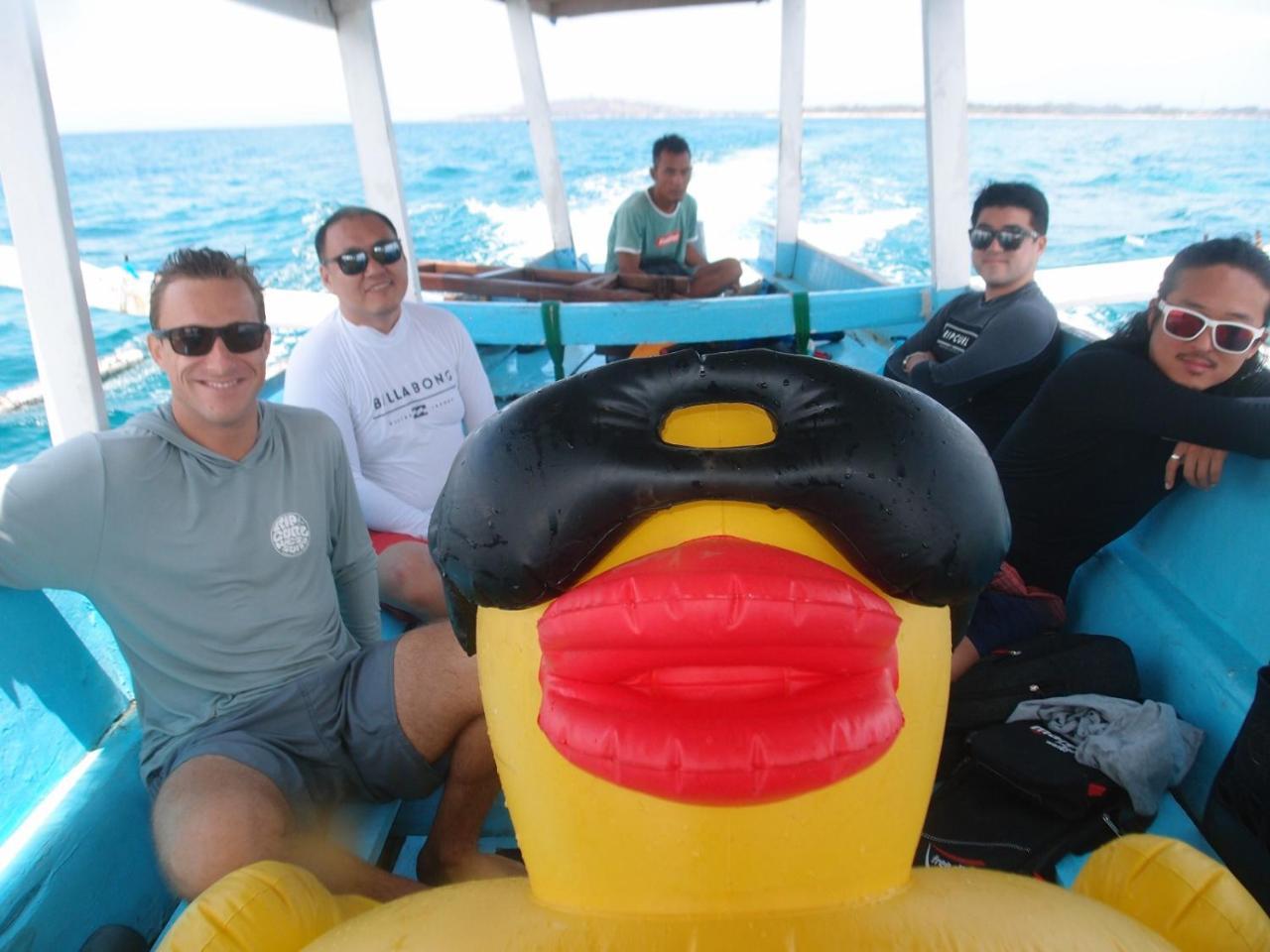 Salon De Nomad Gili T. Bed & Breakfast กีลีตราวางัน ภายนอก รูปภาพ